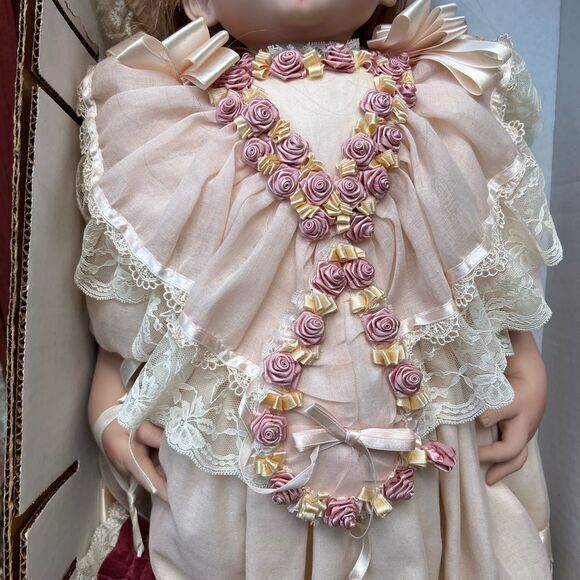 Vintage 1996 Fayzah Spanos‎ Collection Destiny Doll - Picture 5 of 12